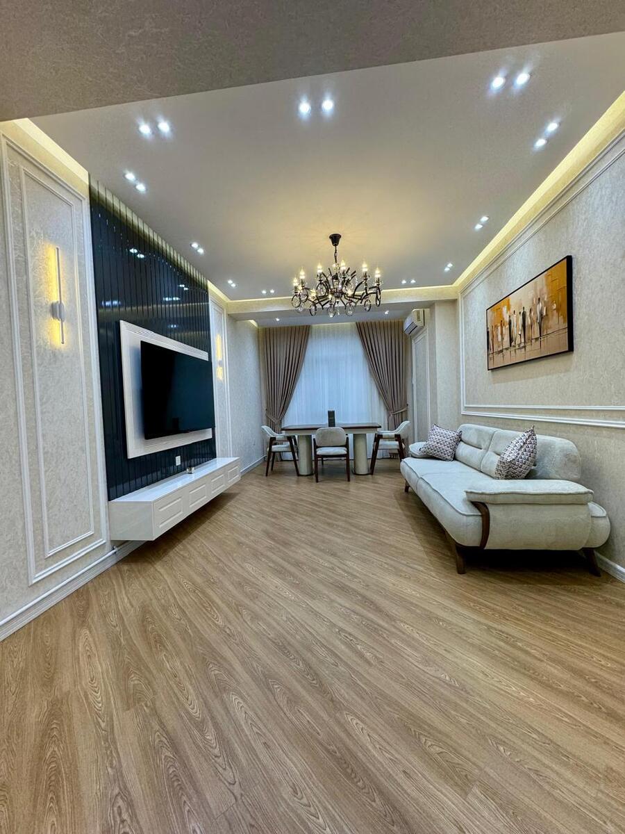 Satılır 2 otaqlı yeni tikili 70 m² — Mənzil, Bakı (2)