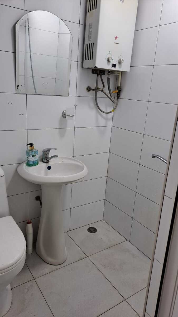 İcarəyə verilir 1 otaqlı köhnə tikili 35 m² — Mənzil, Bakı (5)