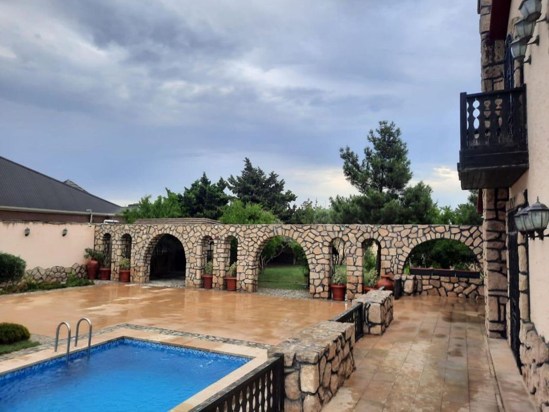 İcarəyə verilir 4 otaqlı həyət evi/bağ evi 200 m² — Ev, villa, Bakı (11)