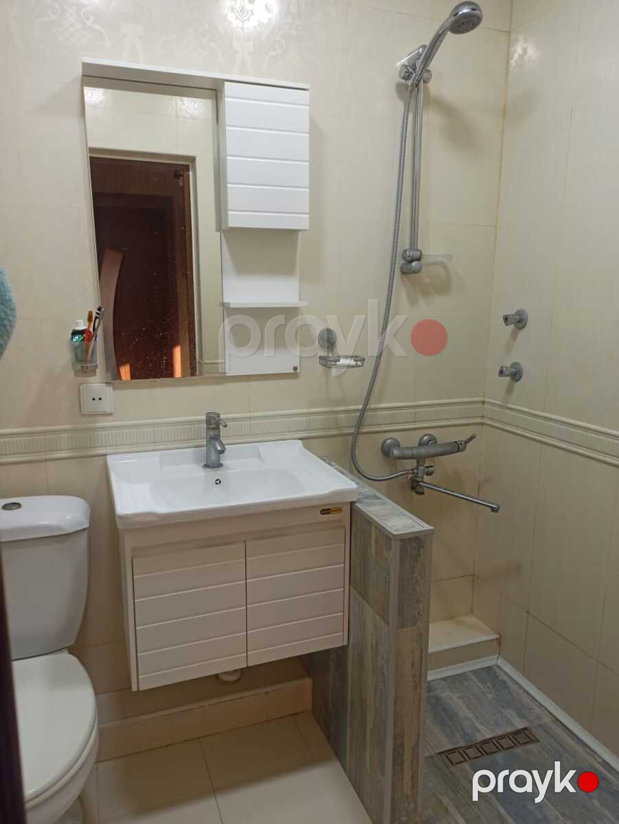 Satılır 4 otaqlı köhnə tikili 120 m² — Mənzil, Bakı (10)