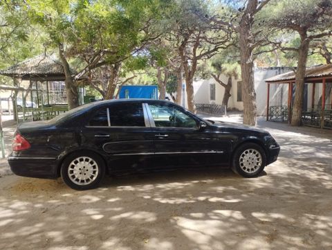 Mercedes-Benz E 220: 2.2 l 2002 il Sedan — Bakı