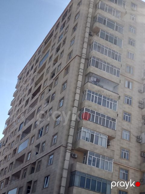 İcarəyə verilir 5 otaqlı yeni tikili 200 m²