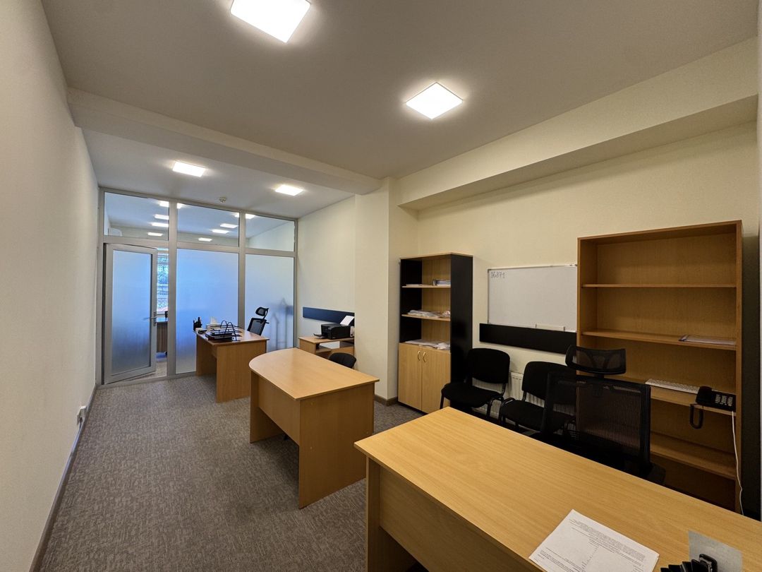 İcarəyə verilir 5 otaqlı ofis 260 m² — Ofis, Bakı (8)