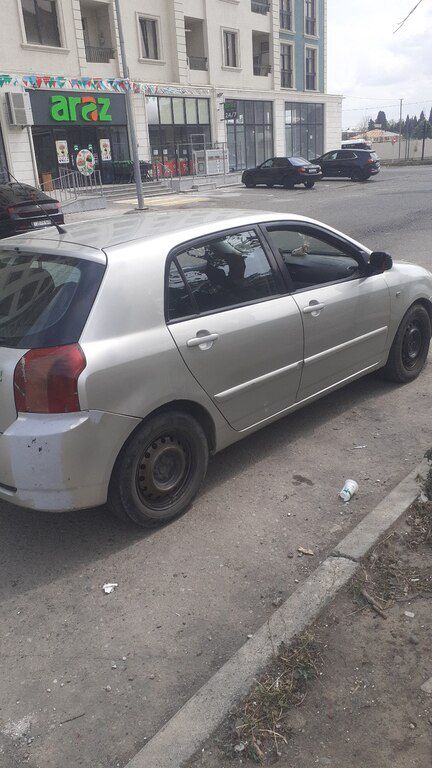 Toyota Corolla, 1.4 L, 2005 il, 710 000 km — Avtomobillər, Gəncə (2)