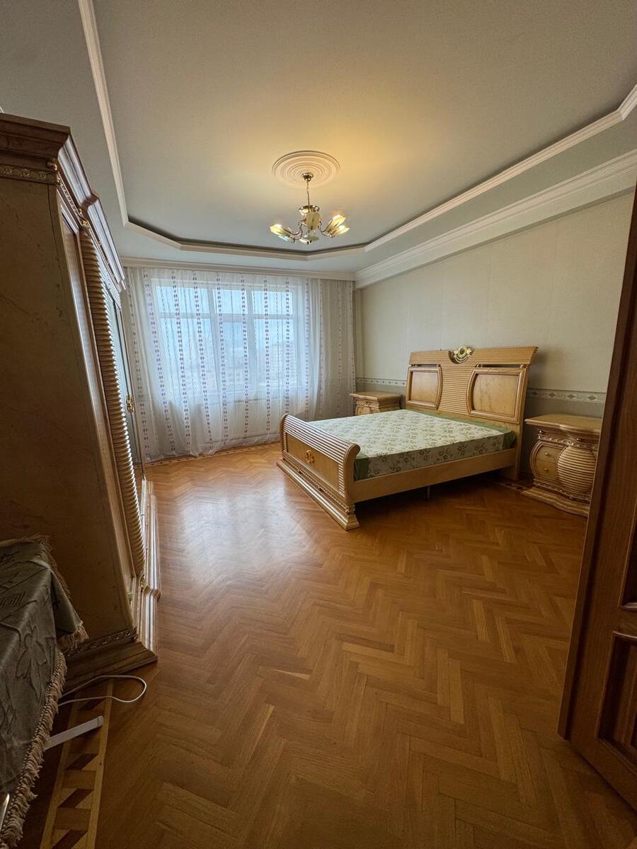 İcarəyə verilir 3 otaqlı yeni tikili 160 m² — Mənzil, Bakı (6)