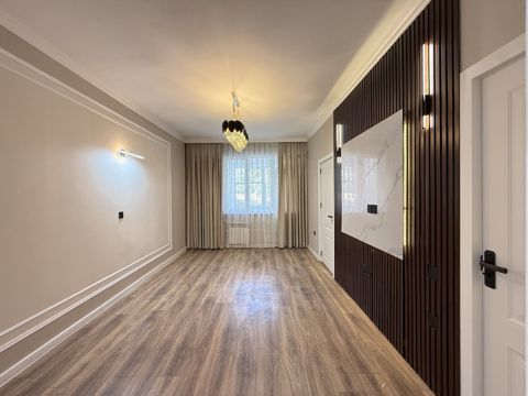 Satılır 2 otaqlı köhnə tikili 50 m² — Bakı