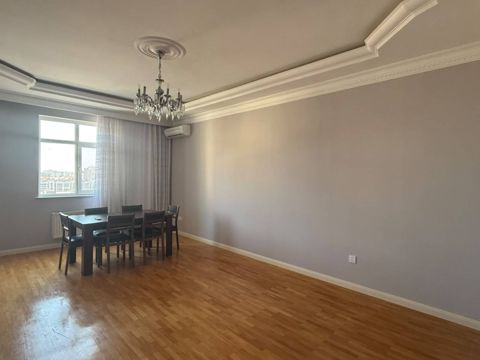 Satılır 4 otaqlı yeni tikili 157 m² — Bakı
