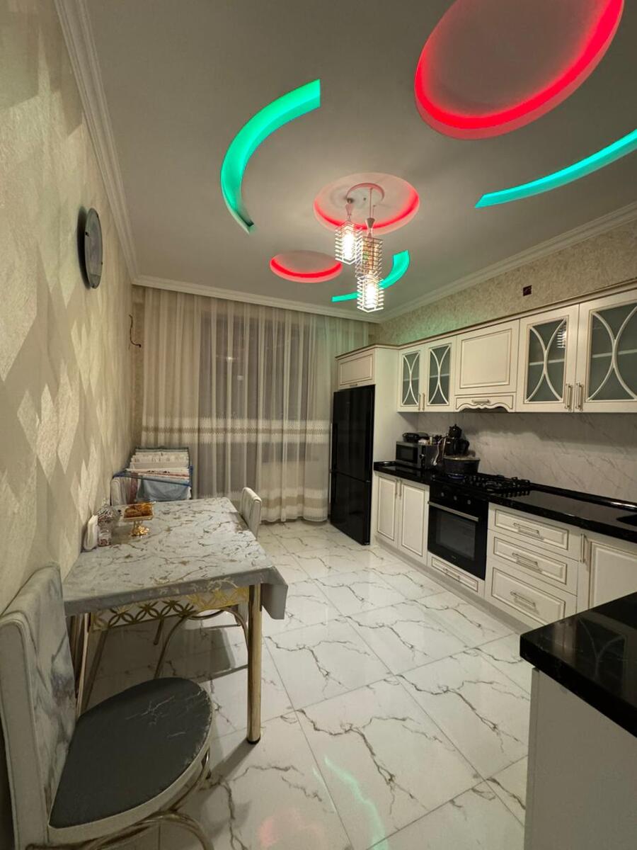 Satılır 3 otaqlı yeni tikili 160 m² — Mənzil, Bakı (8)