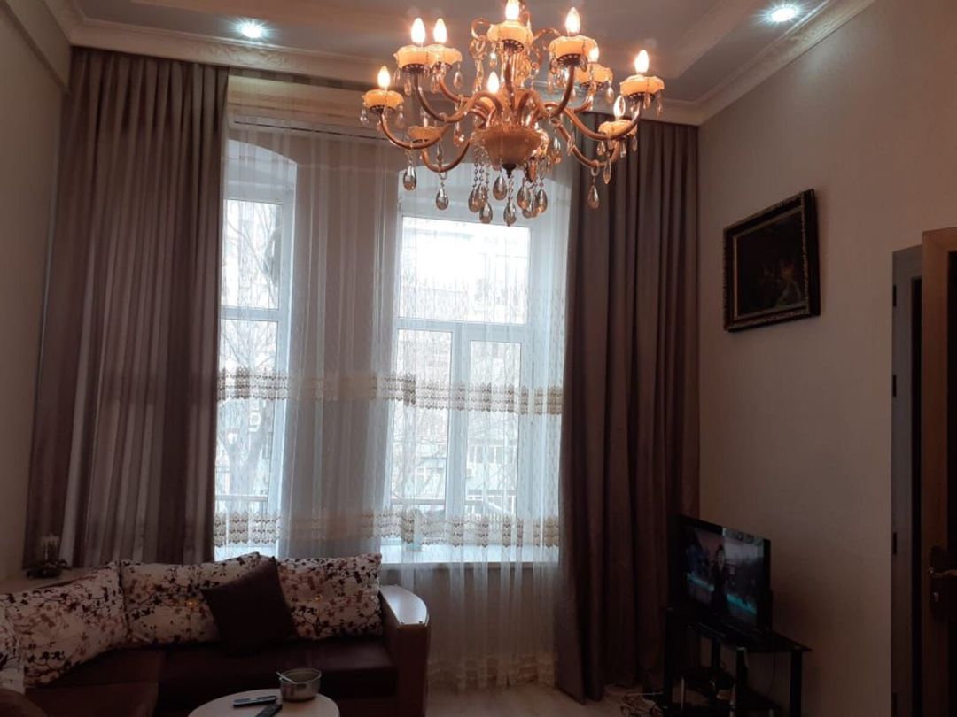 Satılır 3 otaqlı köhnə tikili 100 m² — Mənzil, Bakı (2)