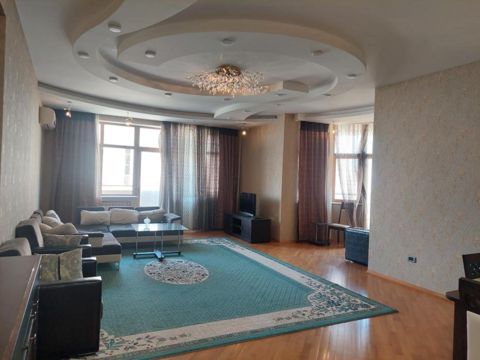 İcarəyə verilir 4 otaqlı yeni tikili 170 m² — Bakı