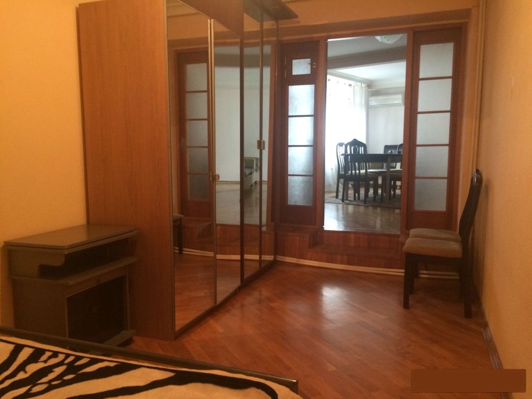 Satılır 4 otaqlı köhnə tikili 96 m² — Mənzil, Bakı (12)