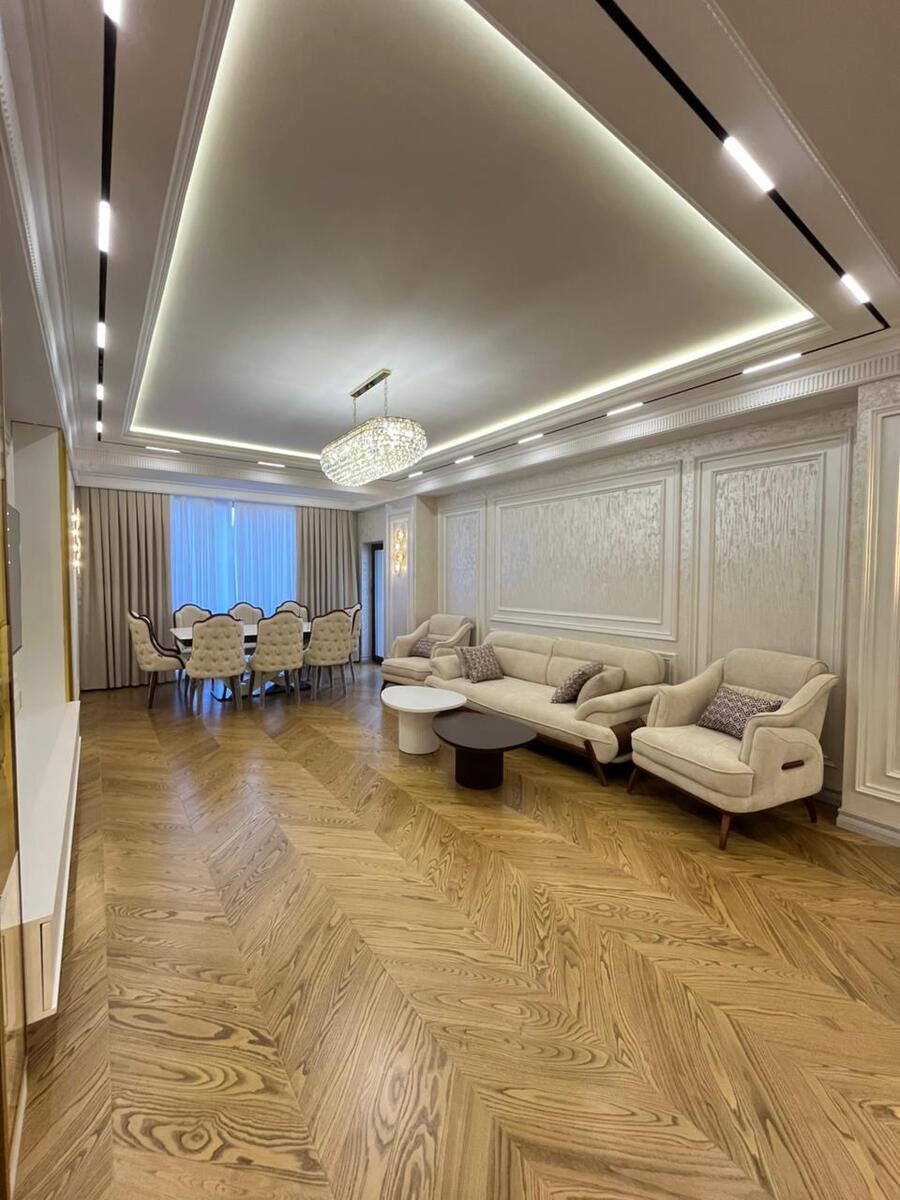 Satılır 4 otaqlı yeni tikili 233 m² — Mənzil, Bakı (3)