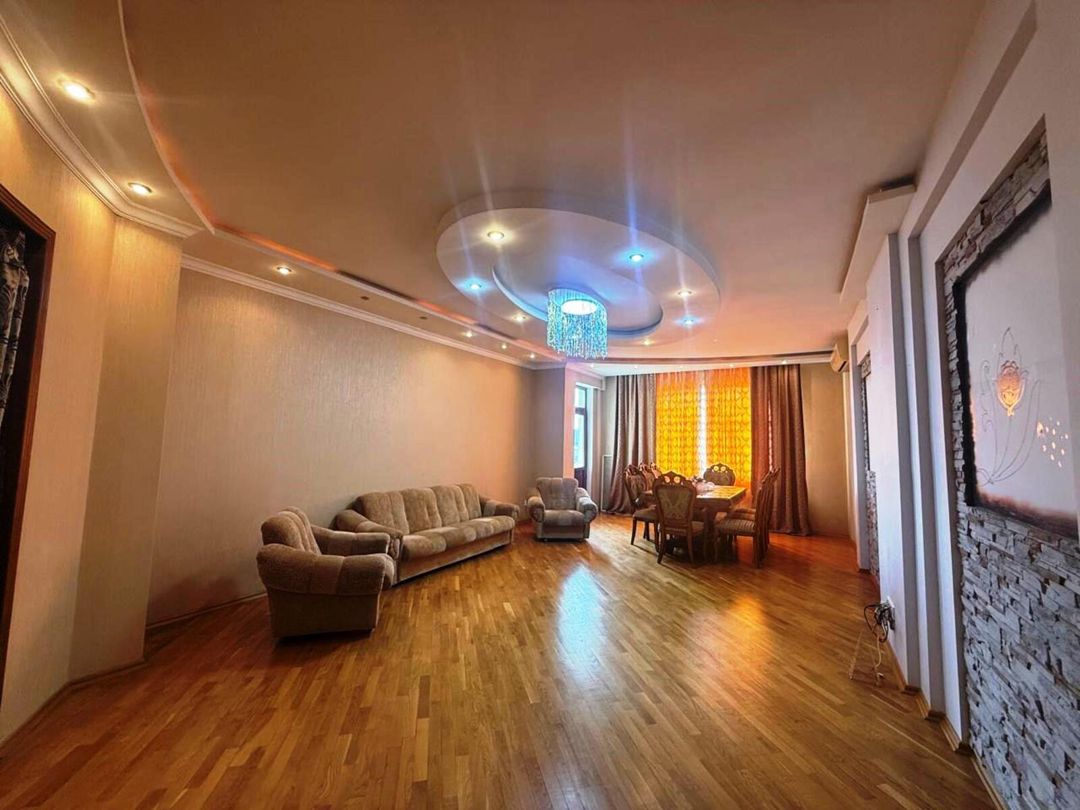 Satılır 4 otaqlı yeni tikili 208 m² — Mənzil, Bakı (4)