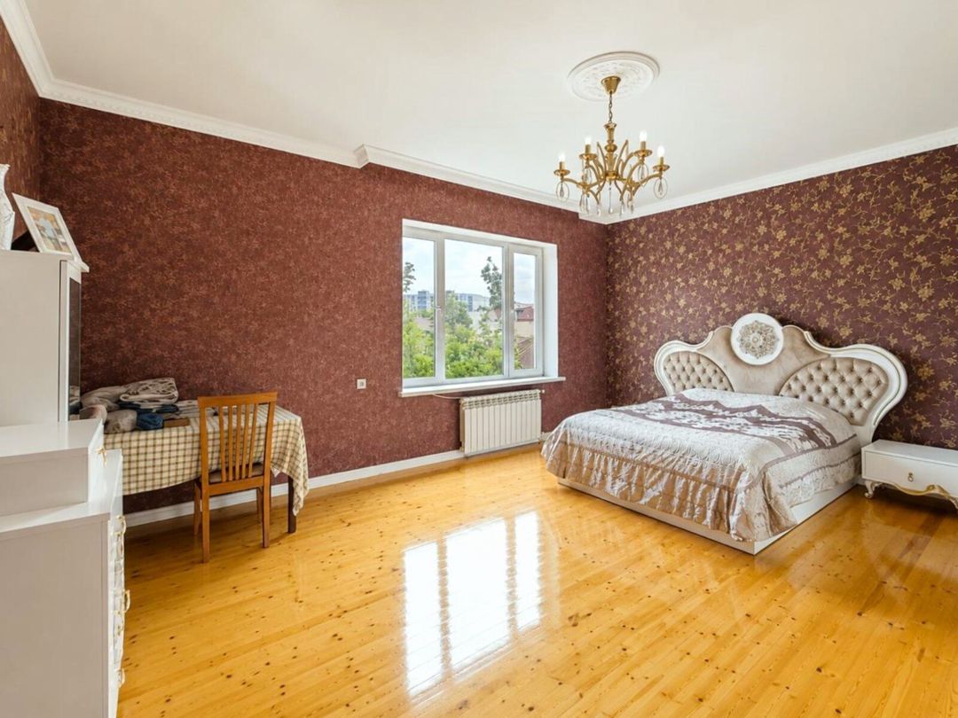 Satılır 7 otaqlı həyət evi/bağ evi 350 m² — Ev, villa, Bakı (9)