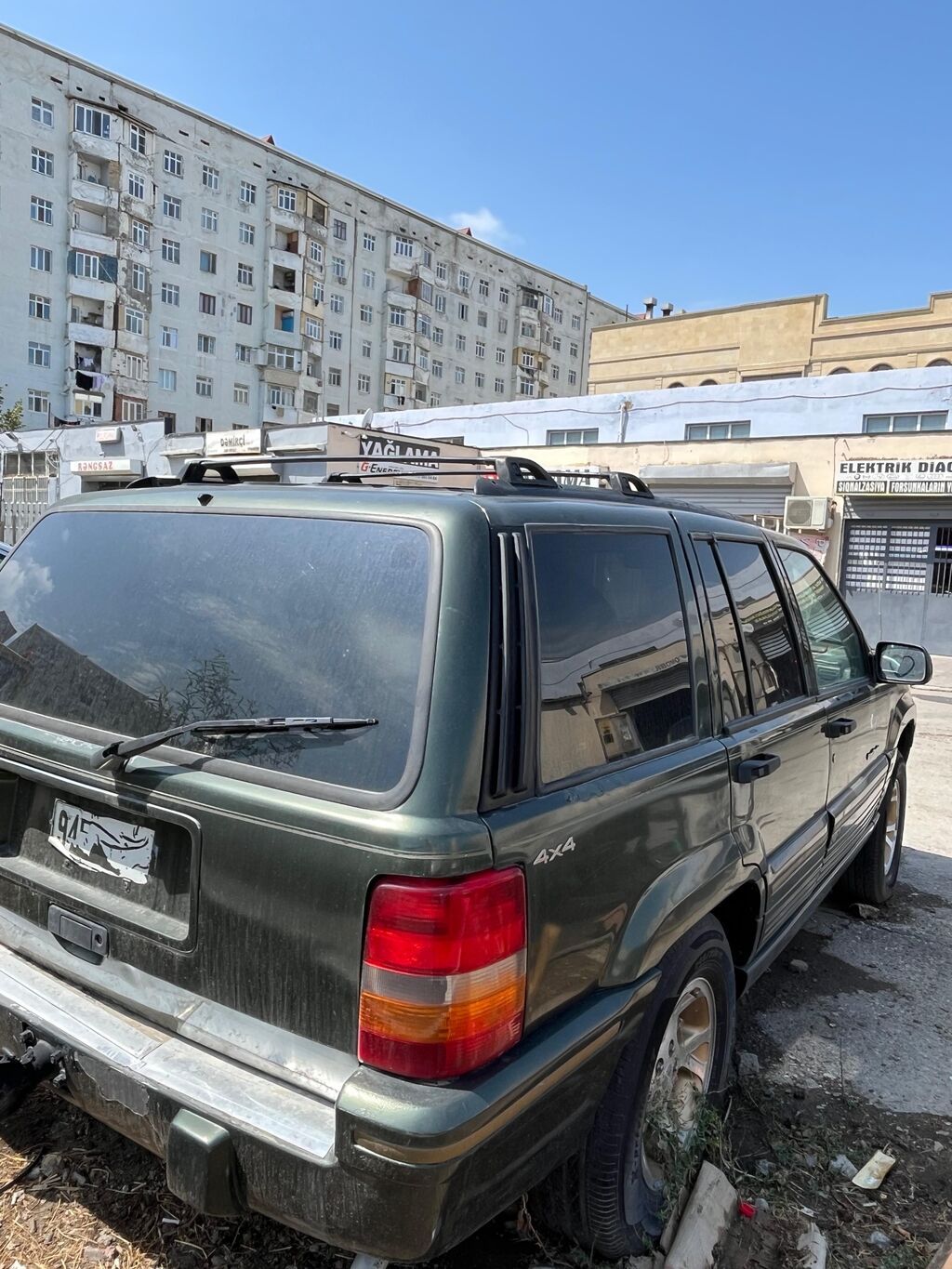 Jeep Grand Cherokee (ZJ) 4x4, tünd yaşıl rəngdə SUV - Kuzov: 5 — Avtomobillər, Sumqayıt (5)