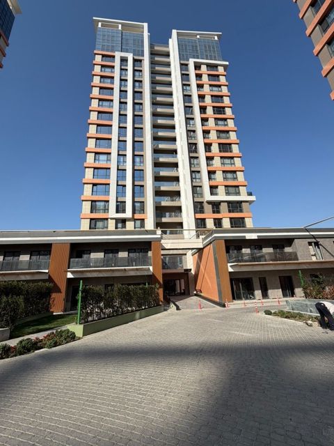 Satılır 3 otaqlı yeni tikili 110 m² — Bakı