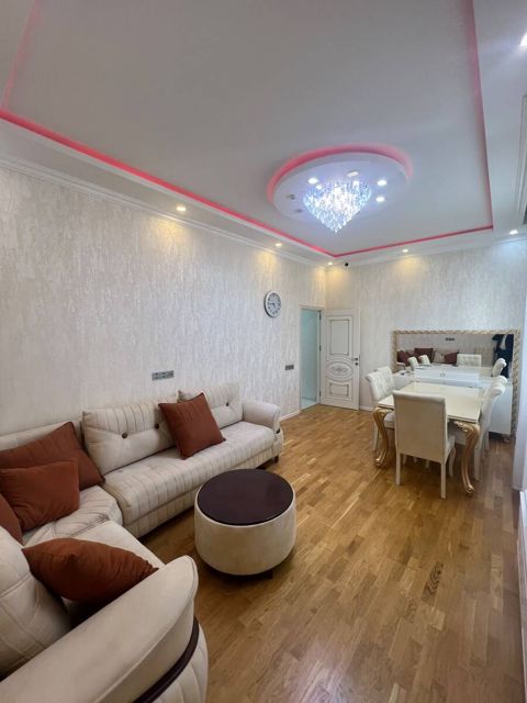 Satılır 2 otaqlı yeni tikili 69 m² — Bakı