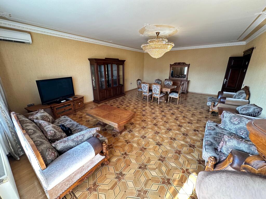 Satılır 4 otaqlı yeni tikili 212 m² — Mənzil, Bakı (4)