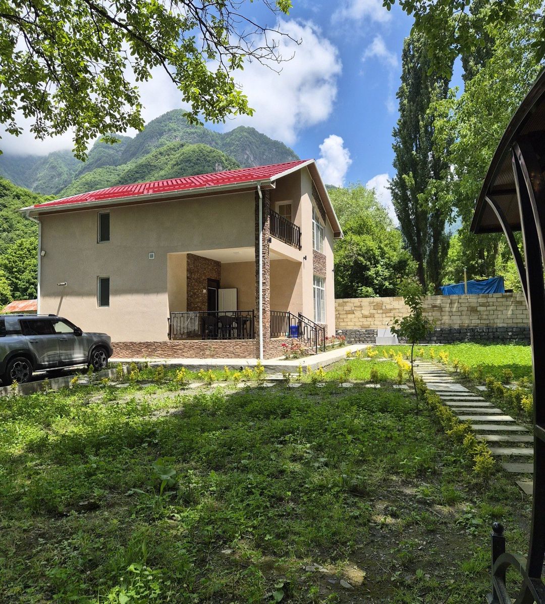 İcarəyə verilir 4 otaqlı həyət evi/bağ evi 150 m² — Ev, villa, Qax