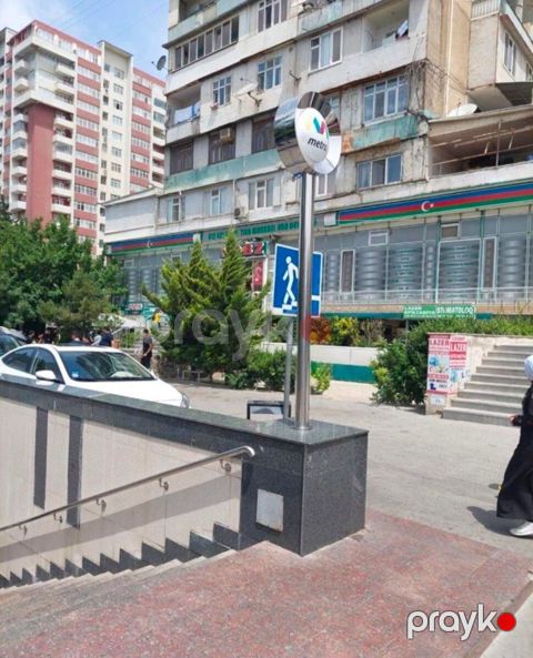 Satılır 3 otaqlı köhnə tikili 70 m²
