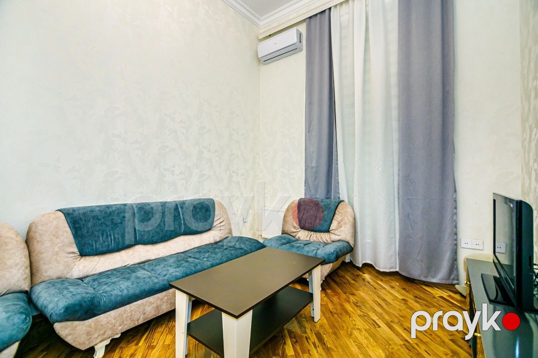 İcarəyə verilir 3 otaqlı köhnə tikili 98 m² — Mənzil, Bakı (12)