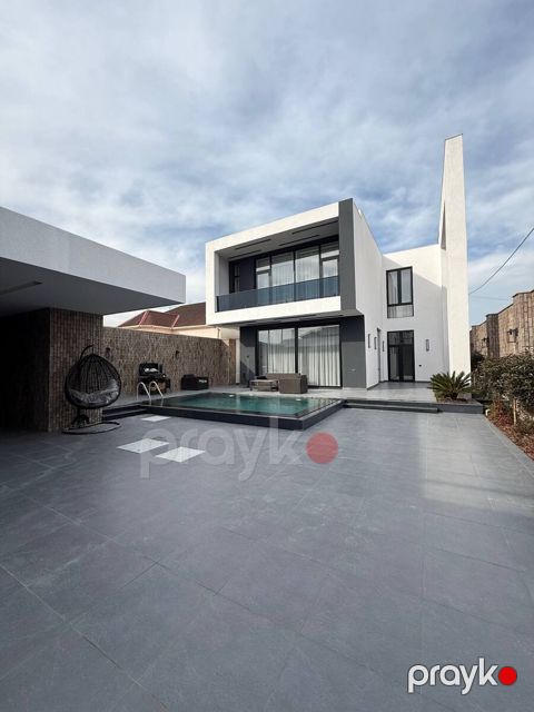 Satılır 4 otaqlı həyət evi/bağ evi 210 m²