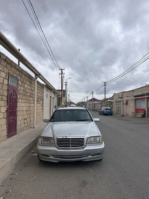 Mercedes C 220, 2.2 L, 2000 il, 402 000 km — Avtomobillər, Bakı