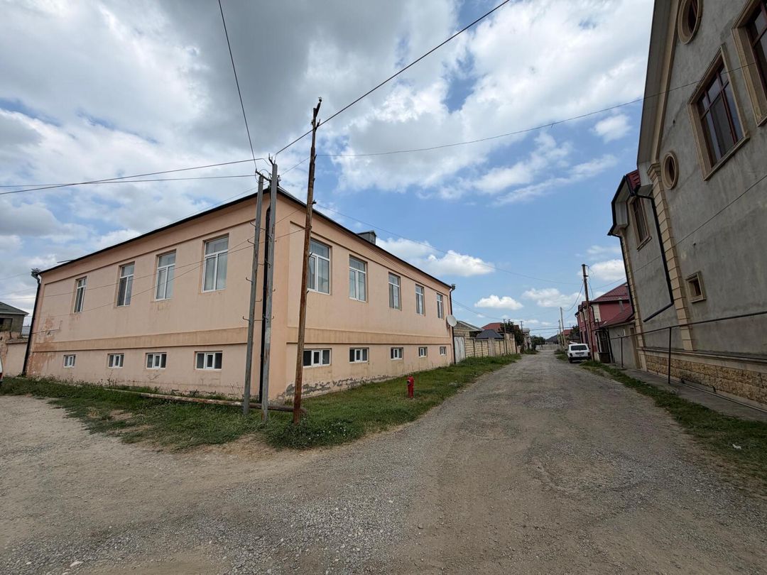 Satılır 8 otaqlı həyət evi/bağ evi 800 m² — Ev, villa, Quba (2)