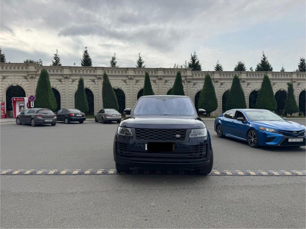 Land Rover Range Rover, 3.0 L, 2018 il, 113 000 km — Avtomobillər, Gəncə (4)