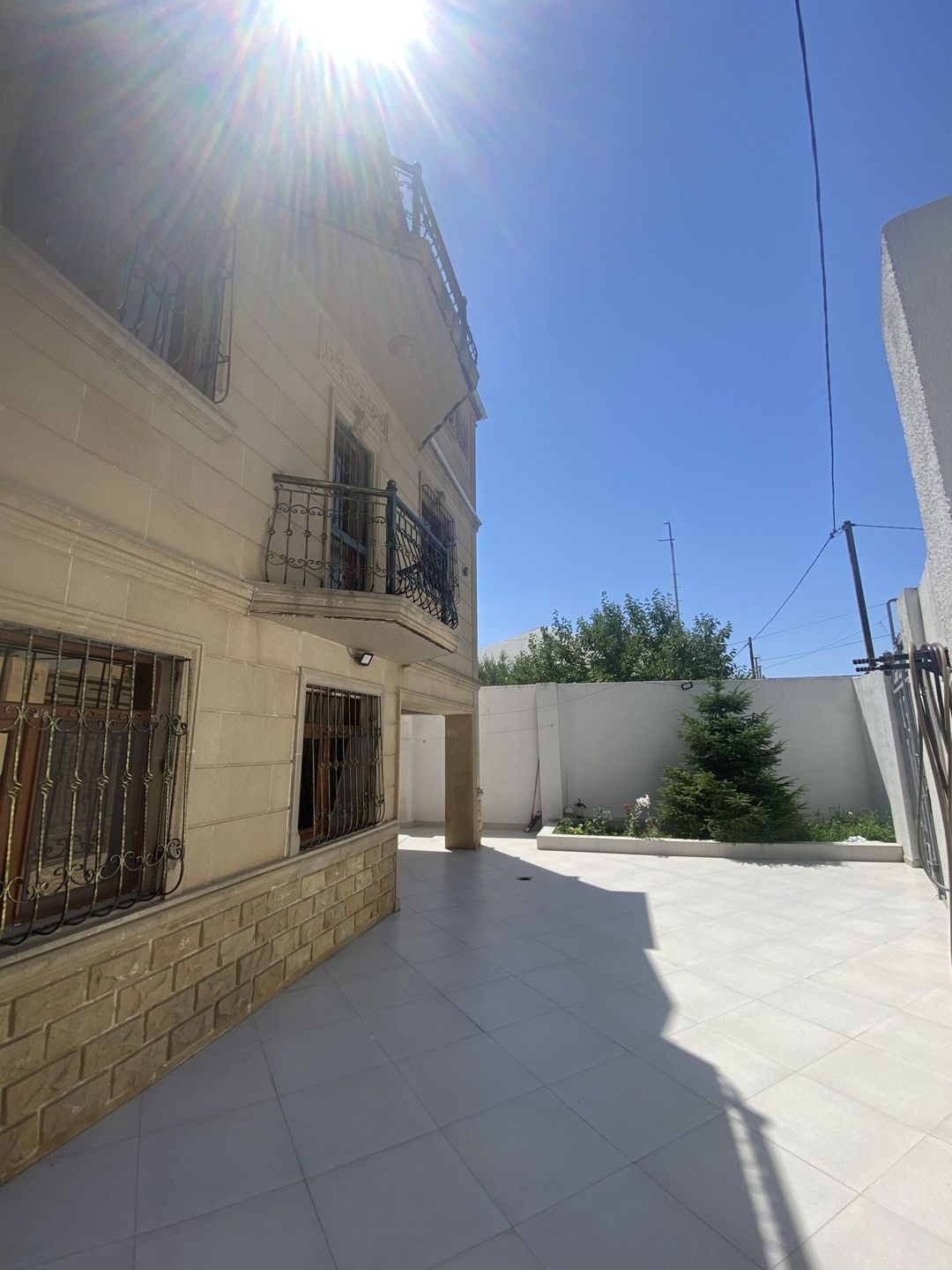 Satılır 8 otaqlı həyət evi/bağ evi 500 m² — Ev, villa, Bakı (2)