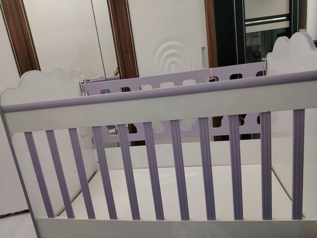 Oğlan və qız üçün, Yeni, Dördbucaq, Beşik, Dəst ilə, Matras ilə, Yellənmə mexanizmi ilə — Bəşikləri, Bakı