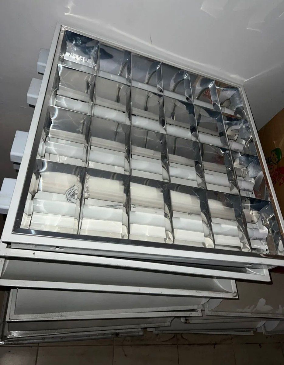 Spotlar — İşıqlandırma, Bakı