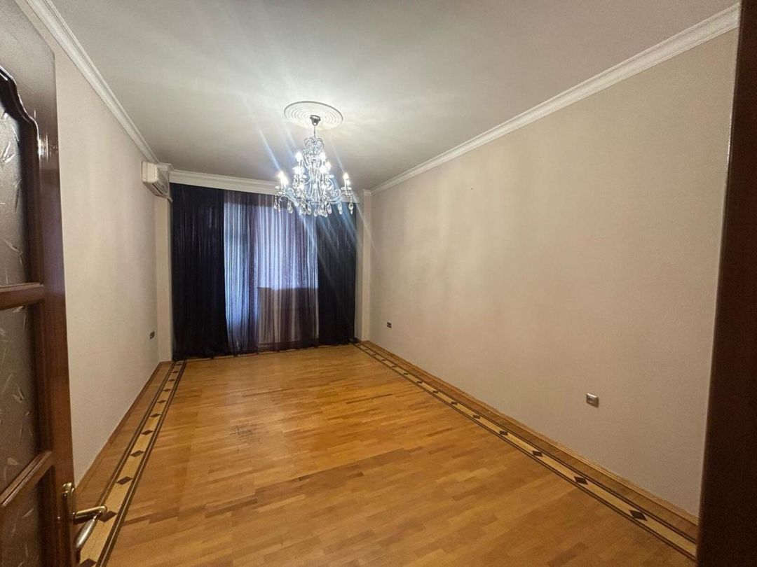 Satılır 4 otaqlı yeni tikili 162 m² — Mənzil, Bakı (10)