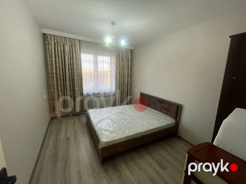 İcarəyə verilir 3 otaqlı köhnə tikili 79 m²