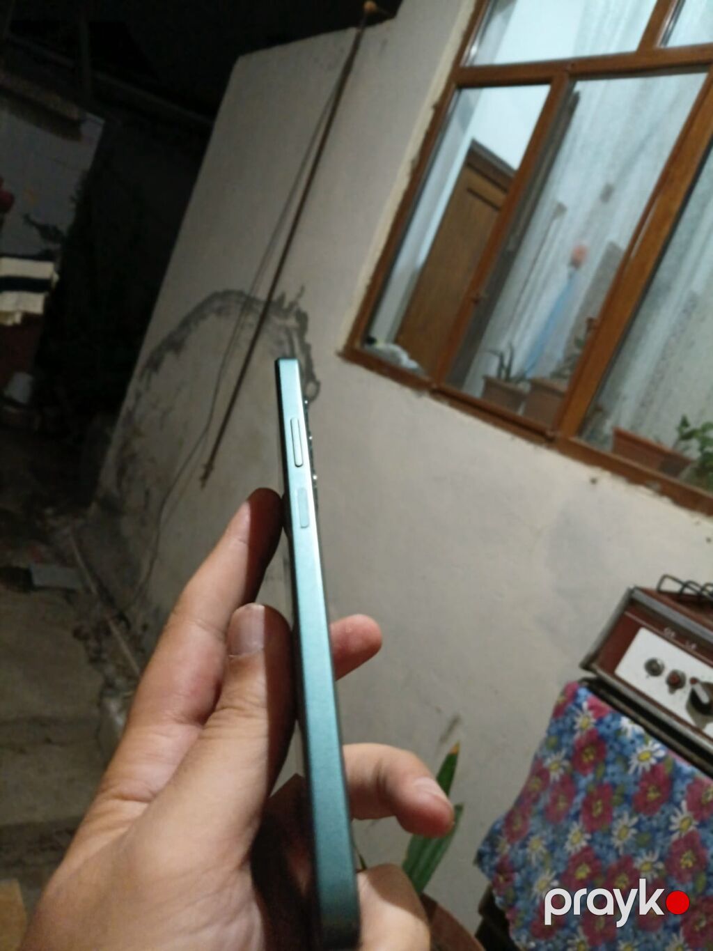 Oppo 5, 128 GB, rəng - Yaşıl, Simsiz şarj, Face ID — OPPO, Gəncə (2)