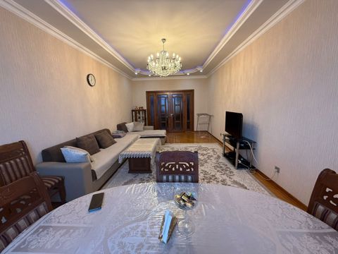 Satılır 4 otaqlı yeni tikili 145 m² — Bakı