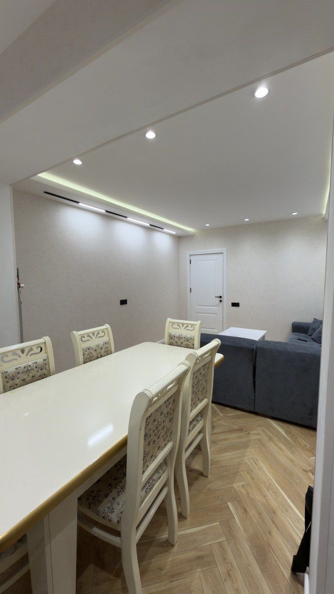 Satılır 2 otaqlı köhnə tikili 69 m² — Mənzil, Bakı (3)