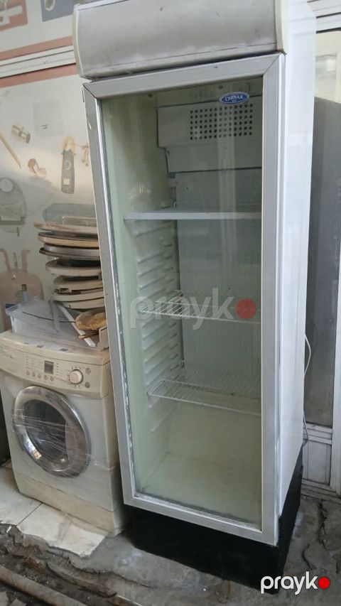 Vitrin soyuducu əla vəziyyətdə zavodskoy 250azn baki(catdirilma var) — Bakı