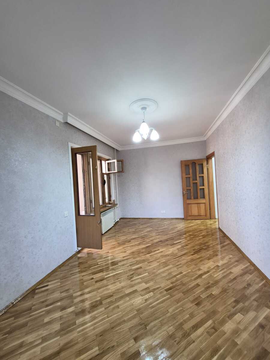 Satılır 2 otaqlı köhnə tikili 50 m² — Mənzil, Bakı (5)