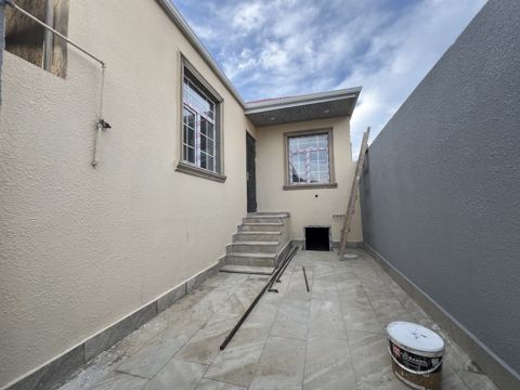 Satılır 3 otaqlı həyət evi/bağ evi 70 m² — Bakı