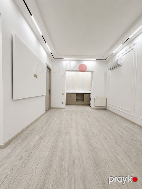 Satılır 3 otaqlı köhnə tikili 45 m²