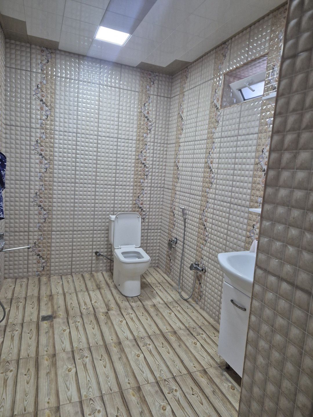 Satılır 8 otaqlı həyət evi/bağ evi 250 m² — Ev, villa, Bakı (8)