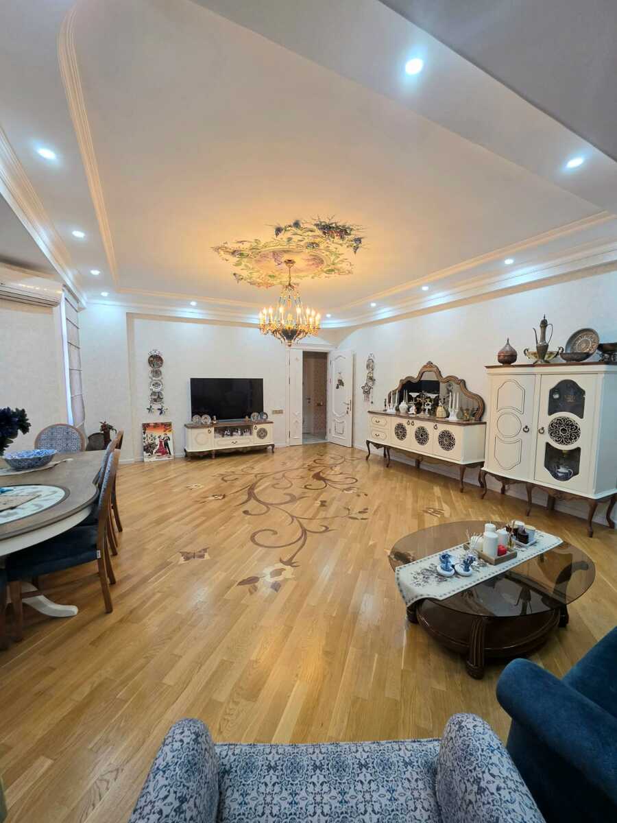 Satılır 3 otaqlı yeni tikili 150 m² — Mənzil, Bakı (2)