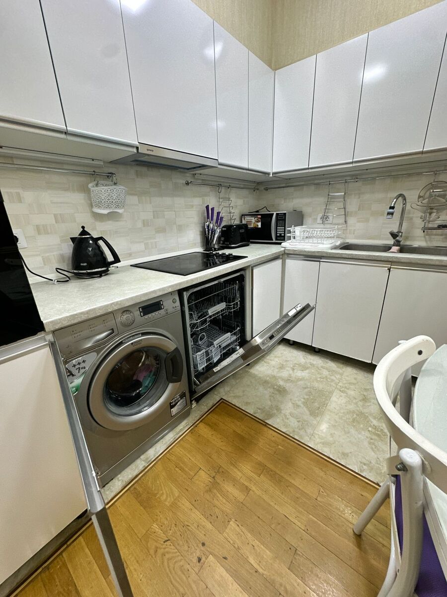 İcarəyə verilir 3 otaqlı yeni tikili 90 m² — Mənzil, Bakı (7)