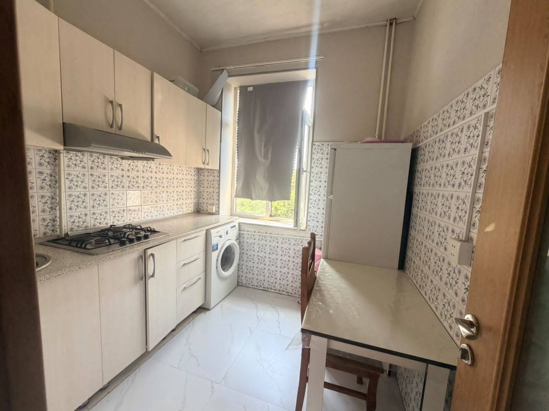 İcarəyə verilir 2 otaqlı köhnə tikili 56 m² — Mənzil, Bakı (3)