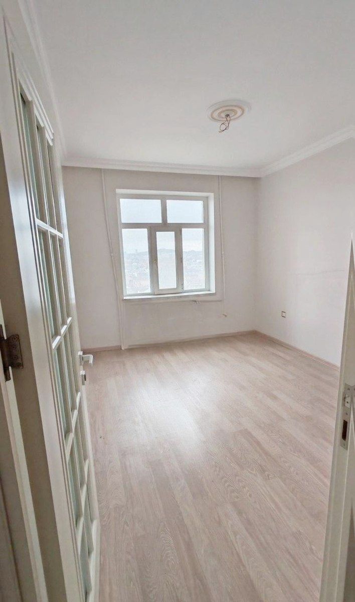 Satılır 2 otaqlı köhnə tikili 55 m² — Mənzil, Bakı (3)
