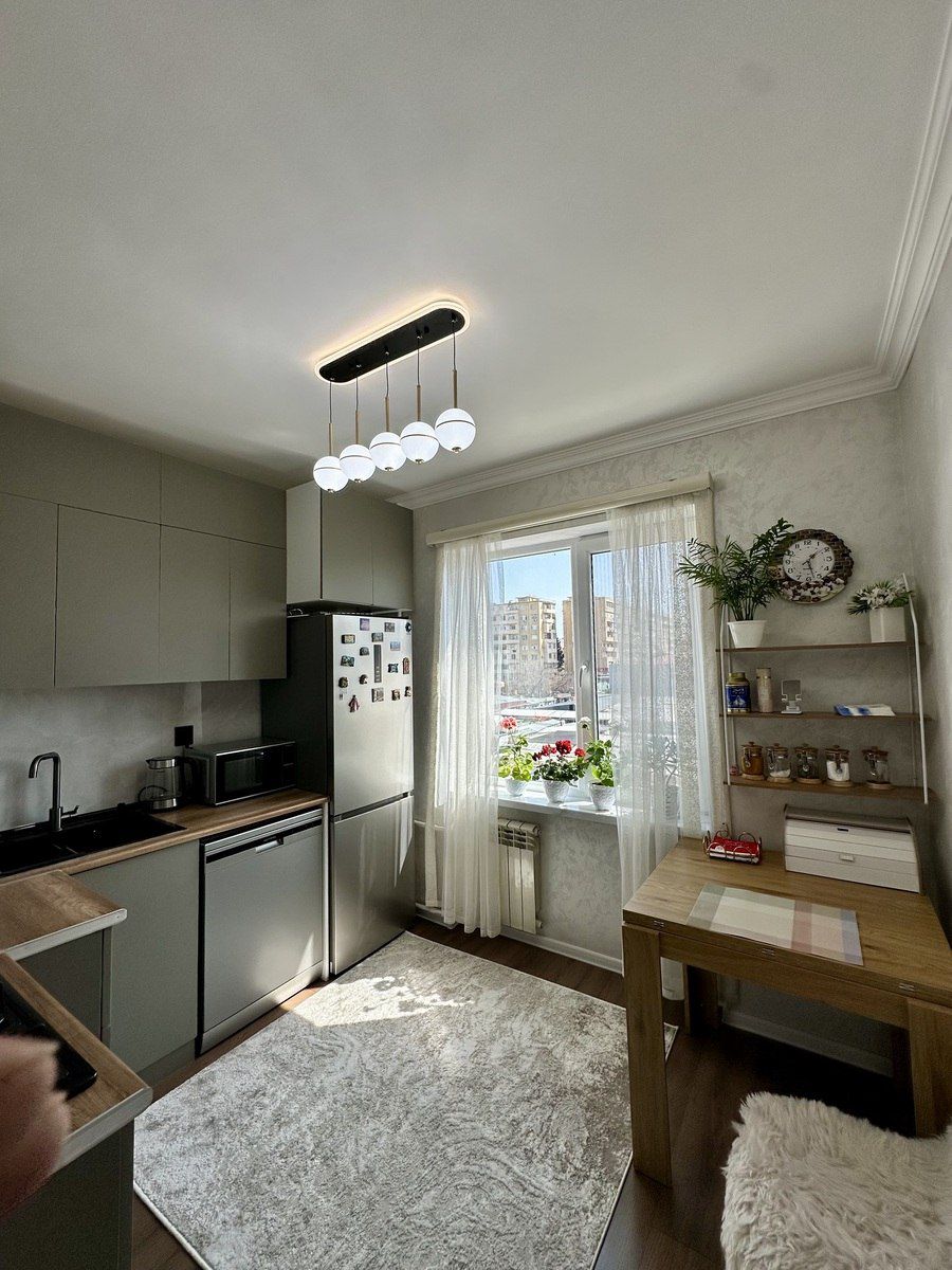 Satılır 2 otaqlı köhnə tikili 61 m² — Mənzil, Bakı (3)