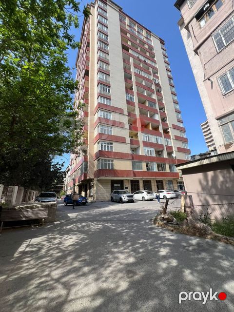 Satılır 4 otaqlı yeni tikili 180 m²