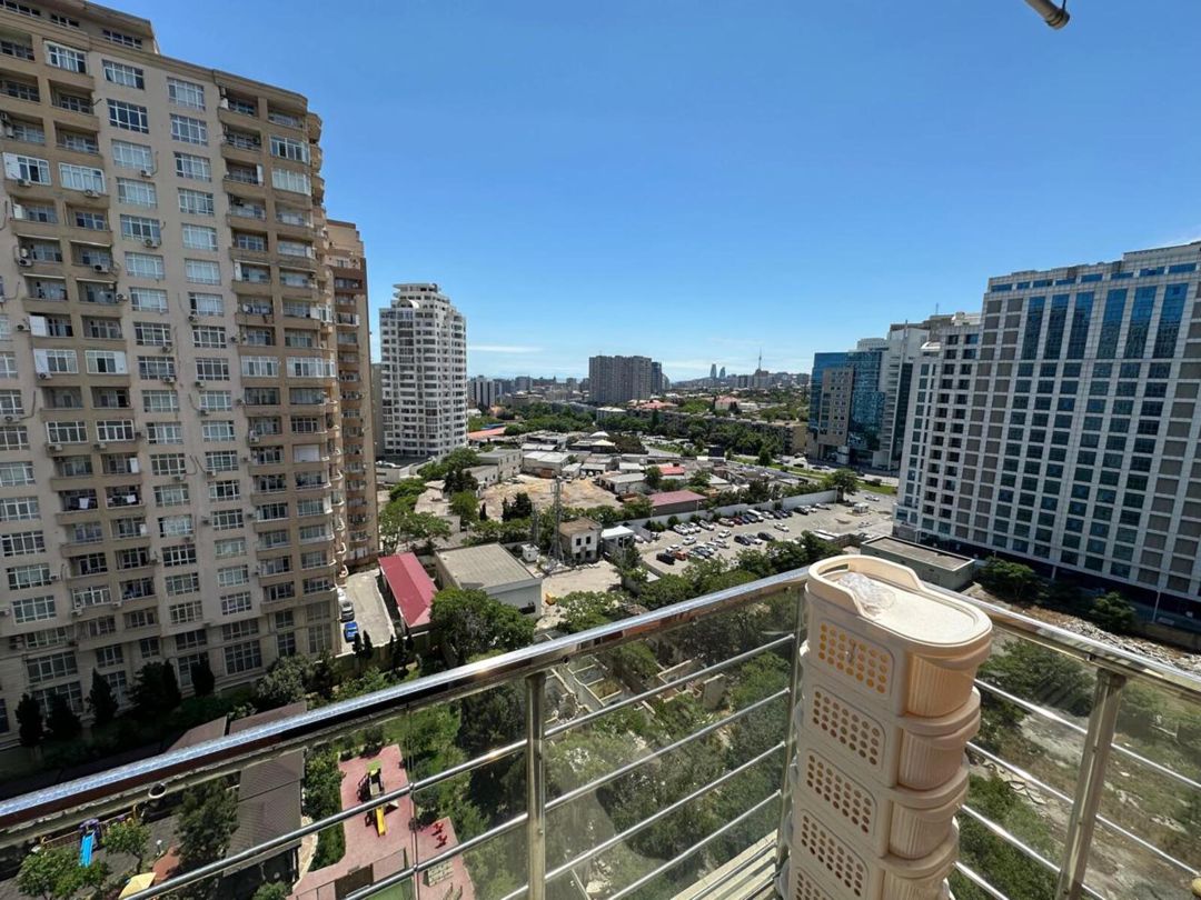 Satılır 3 otaqlı yeni tikili 120 m² — Mənzil, Bakı
