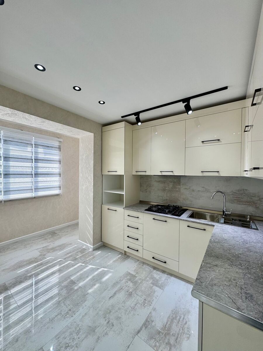 Satılır 3 otaqlı köhnə tikili 85 m² — Mənzil, Bakı (8)
